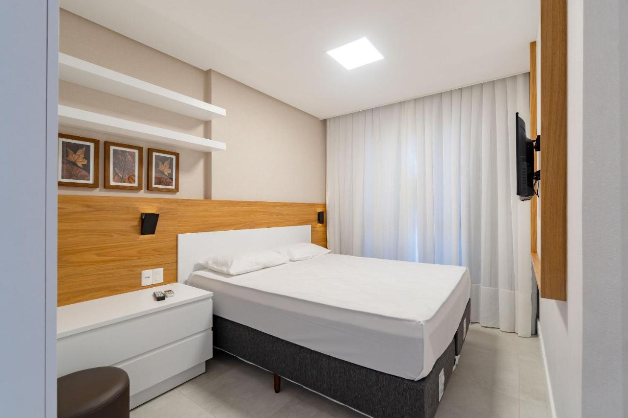 Porto Madero - Amplo Apartamento Em Condo Com Piscina Bombinhas Buitenkant foto